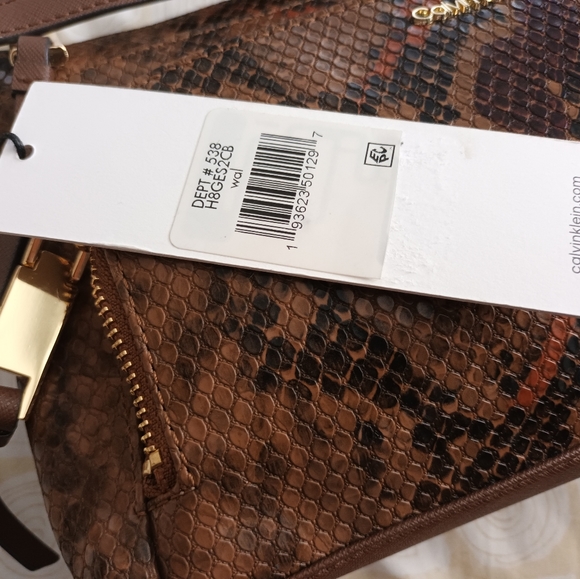 Calvin Klien Snake Skin Crossbody Purse - Picture 3 of 6
